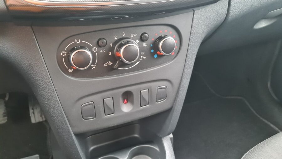 Dacia Sandero 0.9 TCe Comfort 17