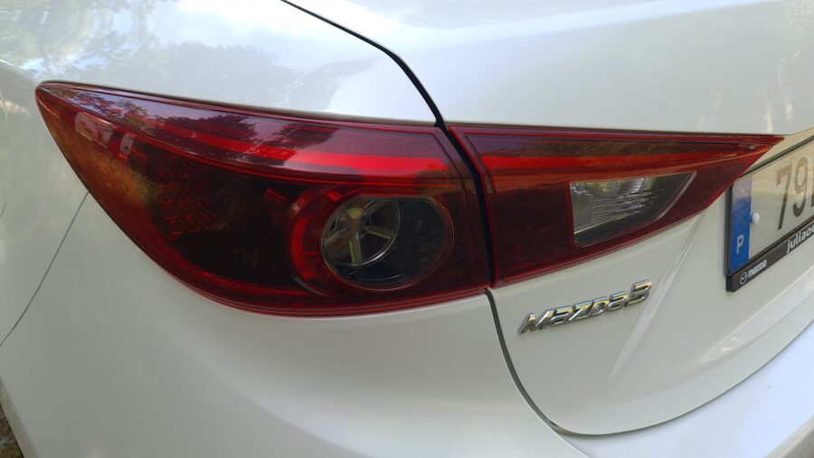 Mazda 3 CS 1.5 Skyactiv-D EXCELLENCE NAVI 48